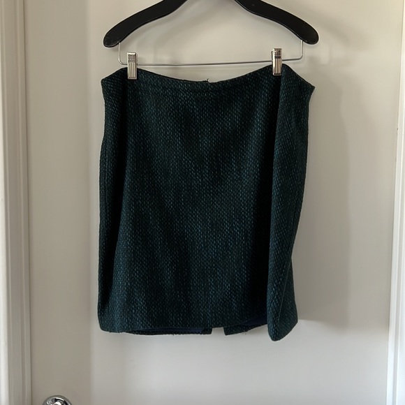 Banana Republic Skirt Suit - Picture 4 of 7